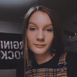 Meet your Posher, Adison